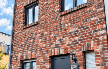 04 Reiheneckhaus Außenansicht Klinkerfassade Schmuckstück für Familien in Lichtenberg